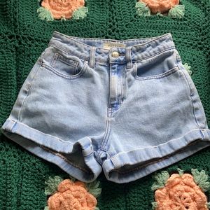 PACSUN MOM SHORTS size 23